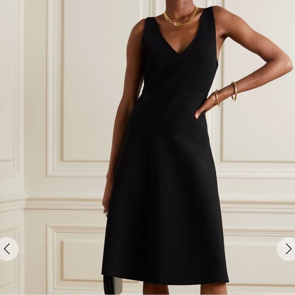 THEORY Stretch-crepe wrinkle resistant midi dress in Black Large MSRP $425 - Picture 1 of 10